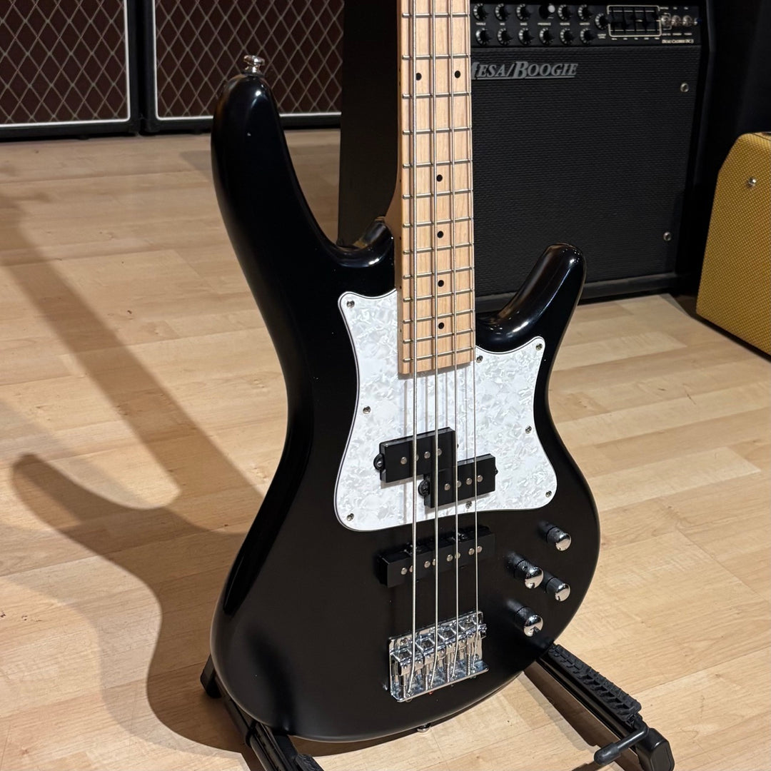 Ibanez - SRMD200-BKF Mezzo Medium Scale 4 String Bass (Matte Black-2019) - USED