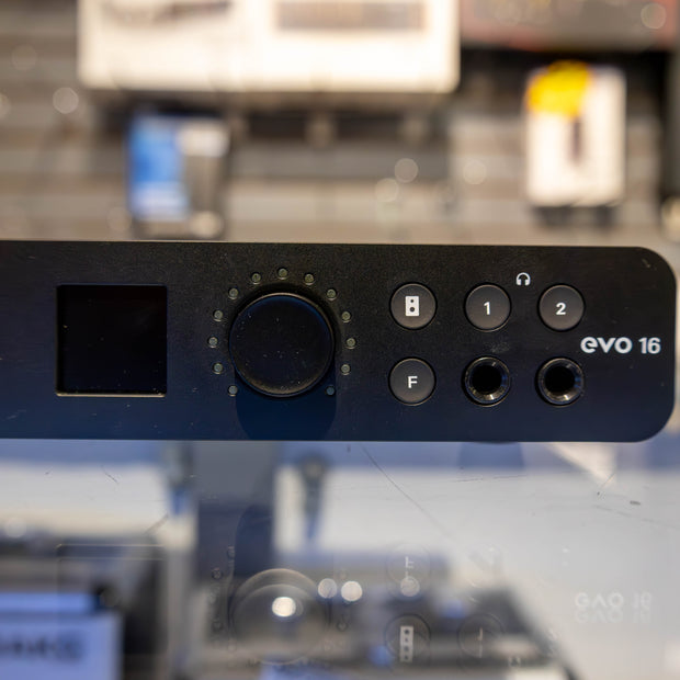 Audient EVO 16 Portable Audio Interface (Demo)