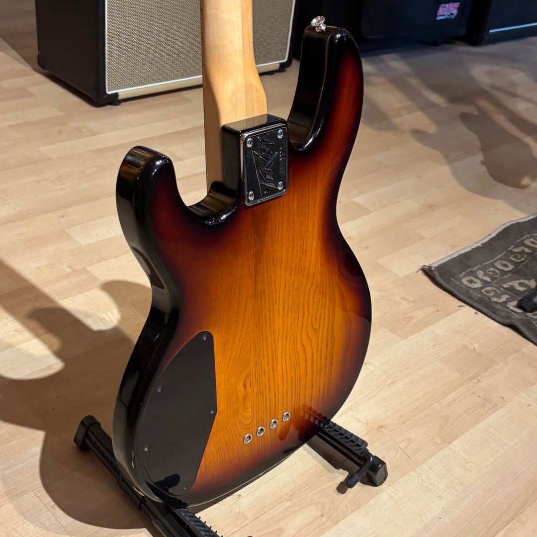 VINTAGE Peavey - T45 Bass  w/ Rouge Valley Bag ( Ash/Maple -3 Tone Sunburst) Early 1980's - USED