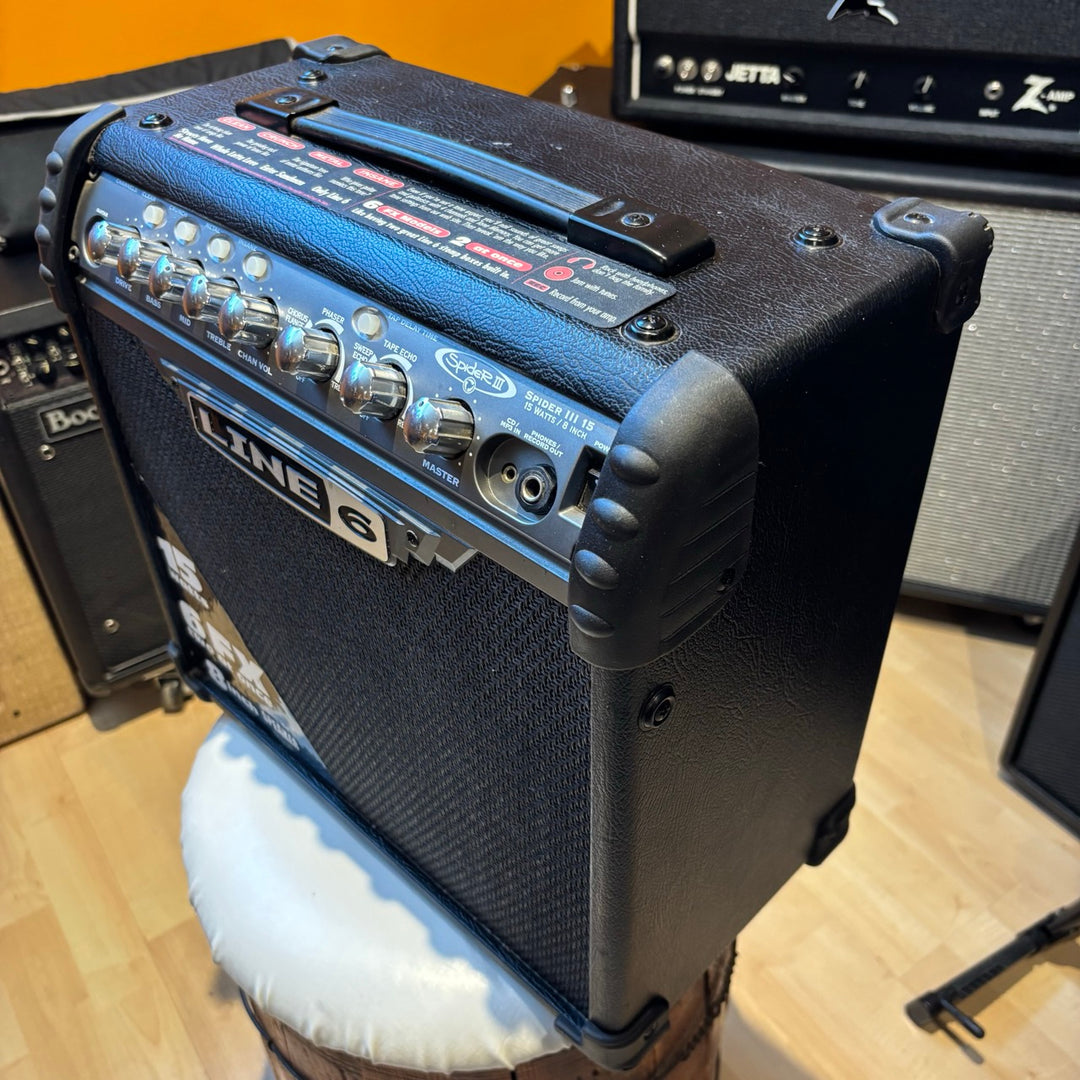 Line 6 - Spider III 15 Watt - 1x8" GTR Combo - Modeling Amp - USED