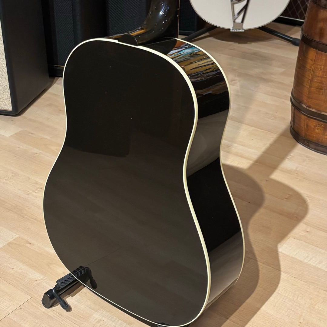 Gibson J-45 Standard Vintage Sunburst w/ Gibson Hard Shell Case