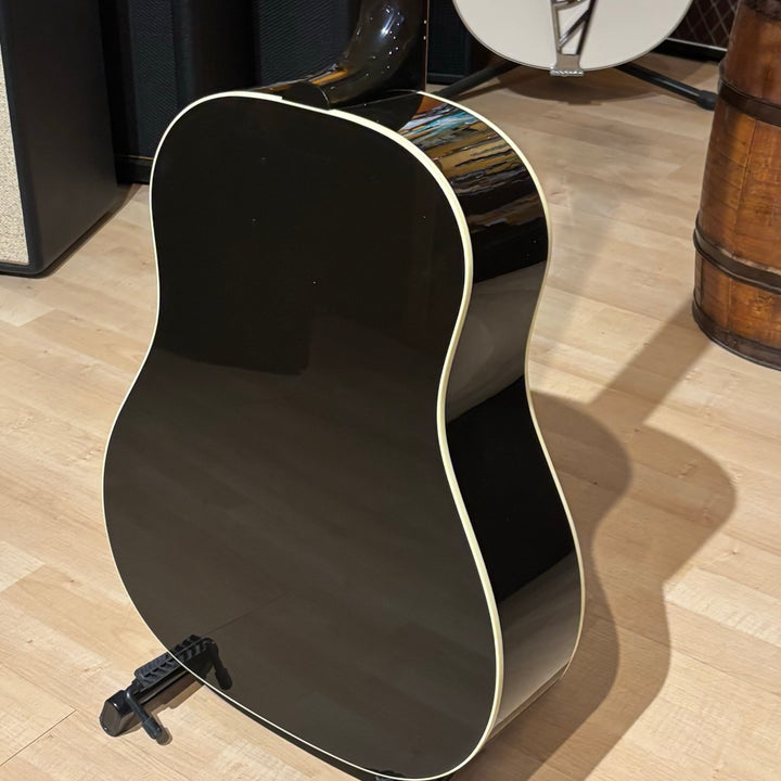 Gibson J-45 Standard Vintage Sunburst w/ Gibson Hard Shell Case
