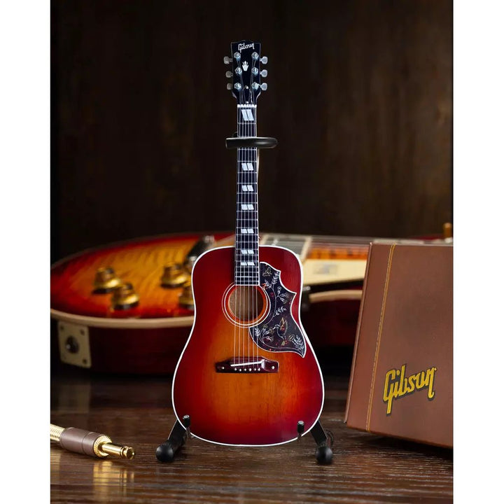 Gibson GG-631  Hummingbird Vintage Cherry 1:4 Scale Mini Guitar