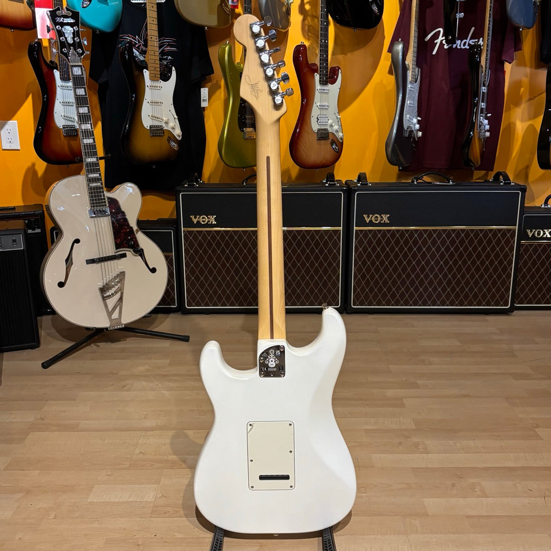 Fender Juanes Stratocaster (Luna White) Electric Guitar