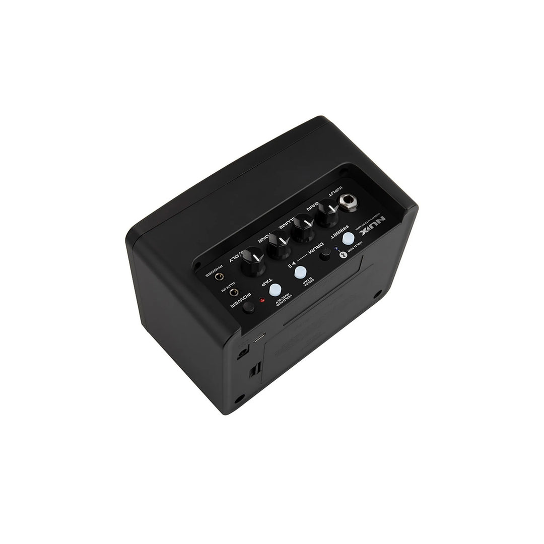 The MIGHTY LITE BT MKII provides a variety of effects for electric guitar and bass guitar including amp modeling and cabinet IRs. It also comes with acoustic amp modeling and acoustic IRs to let you simulate acoustic guitar tones. And, you can even load 3rd party IRs through Mighty Editor edit software to expand your tone. (You can load any WAV format IRs; the Mighty Editor will convert to 32bits/48kHz onto the device automatically.)