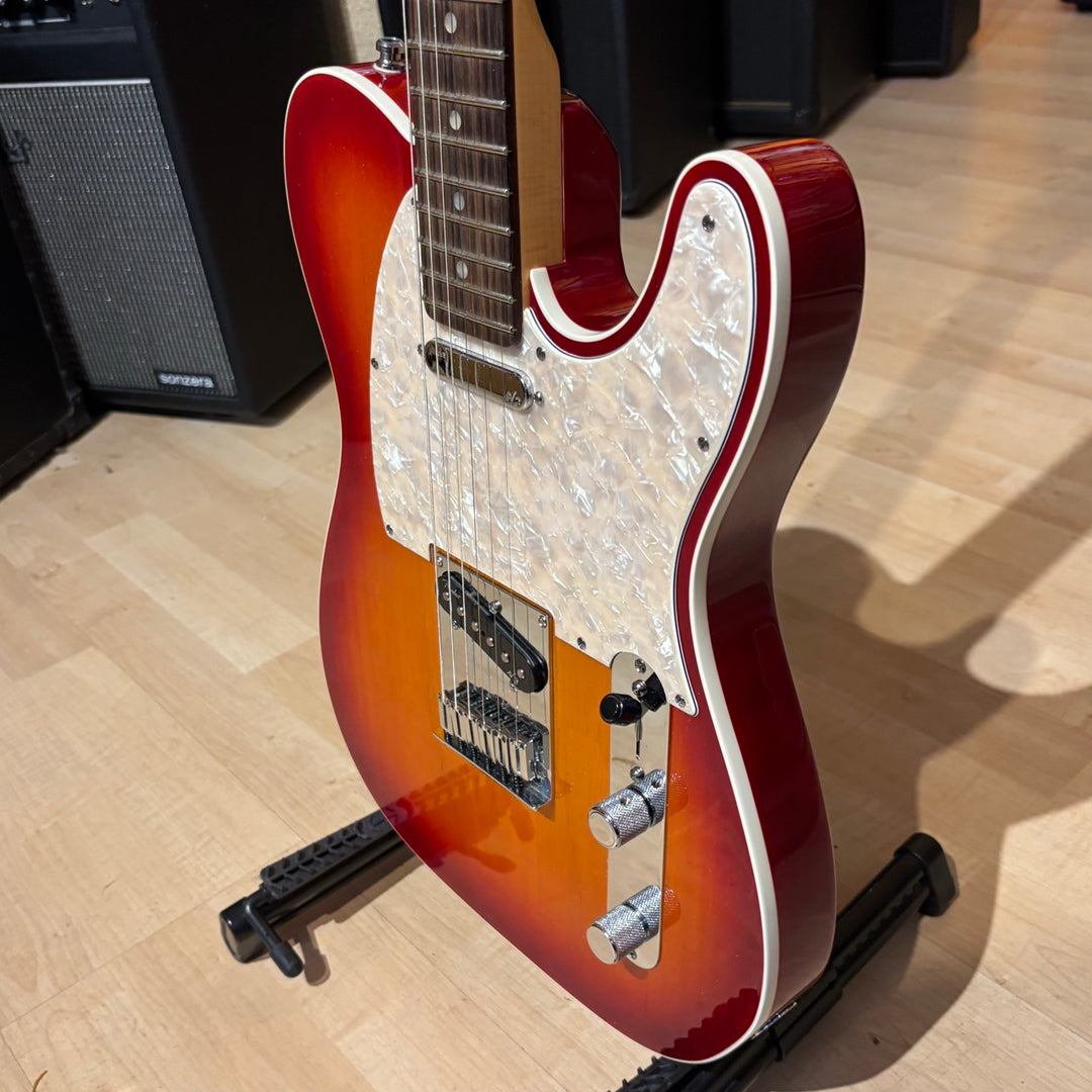 Fender - American DLX Telecaster w/ OHSC & Case Candy ( Sienna Burst - MINT - 2012) - USED