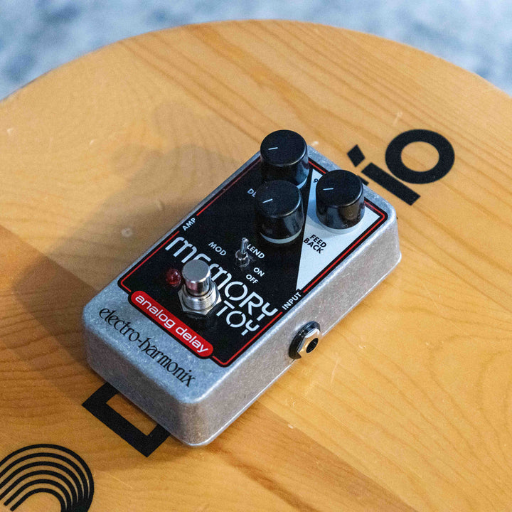 Electro Harmonix - "Memory Toy" Analog delay GTR Pedal w/ Box - Used
