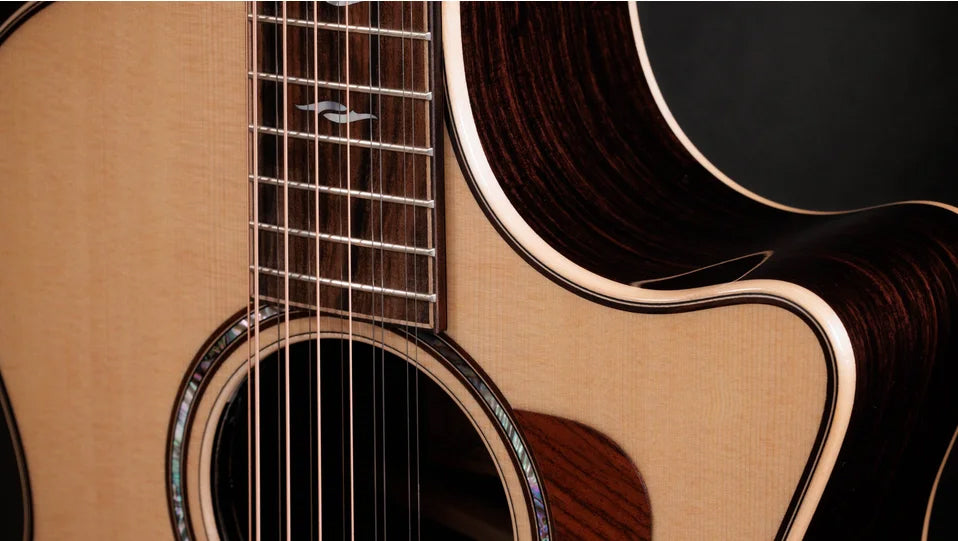 Overview

Indian rosewood body produces rich overtone character
Sitka spruce top for clarity and power
Versatile, all-purpose Grand Auditorium body shape
V-Class bracing adds more volume and sustain
Includes Claria electronics and hardshell case