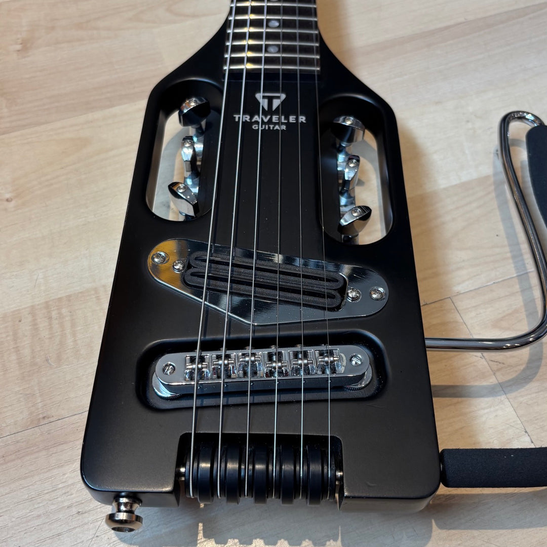 Traveler Guitar - Ultra Light Electric GTR (Black) w/ Gig Bag - USED