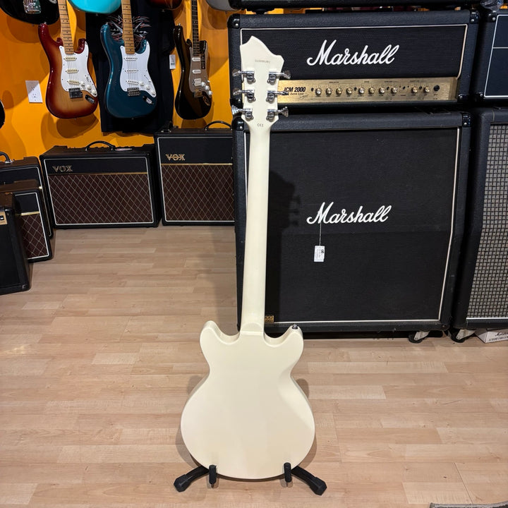 Hagstrom Megin Double Cutaway Electric Guitar with Hard Shell Case (Creme) MEGIN-CRE
