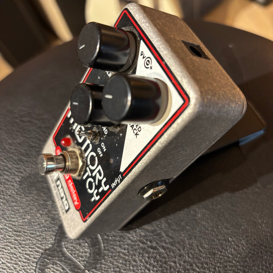 Electro Harmonix - Memory Toy  NANO Analog Delay - Echo & Chorus Pedal ( No Box) - USED