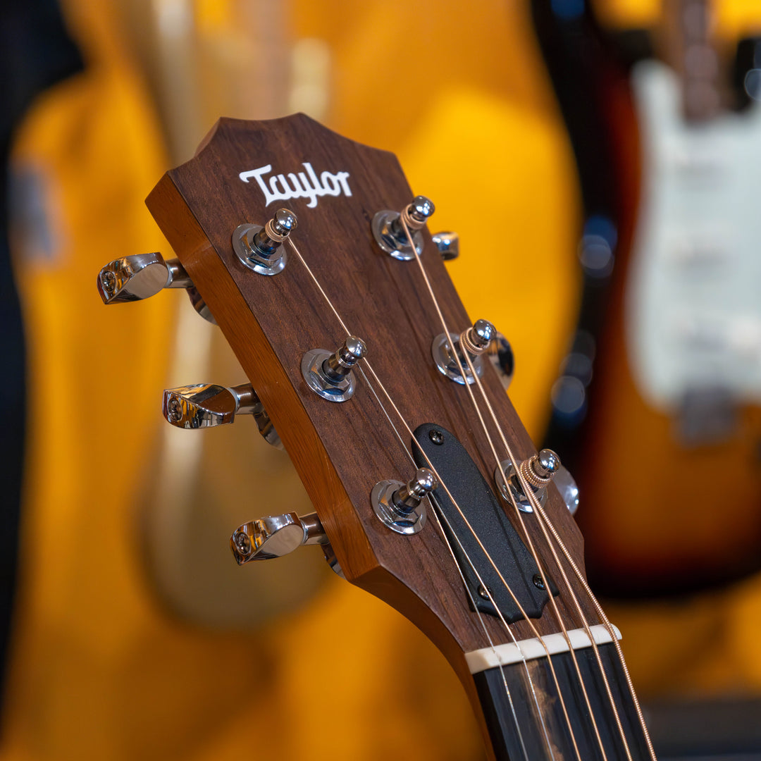 Taylor Guitars GS Mini Rosewood LH, Travel & Small-Body Guitars, West African Crelicam Ebony Fretboard,  ES-B Electronics with Gig Bag - Left Handed