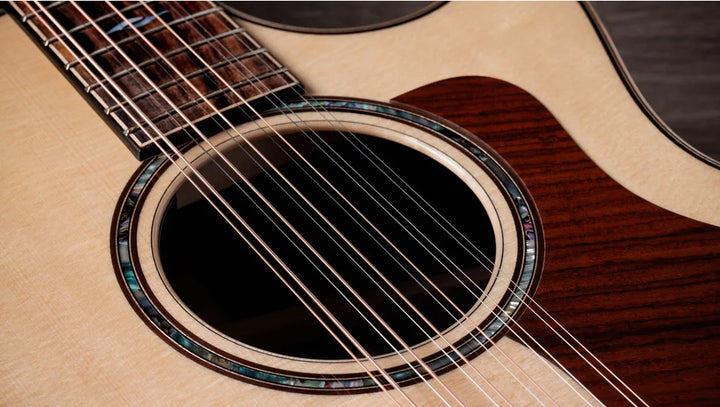 Overview

Indian rosewood body produces rich overtone character
Sitka spruce top for clarity and power
Versatile, all-purpose Grand Auditorium body shape
V-Class bracing adds more volume and sustain
Includes Claria electronics and hardshell case