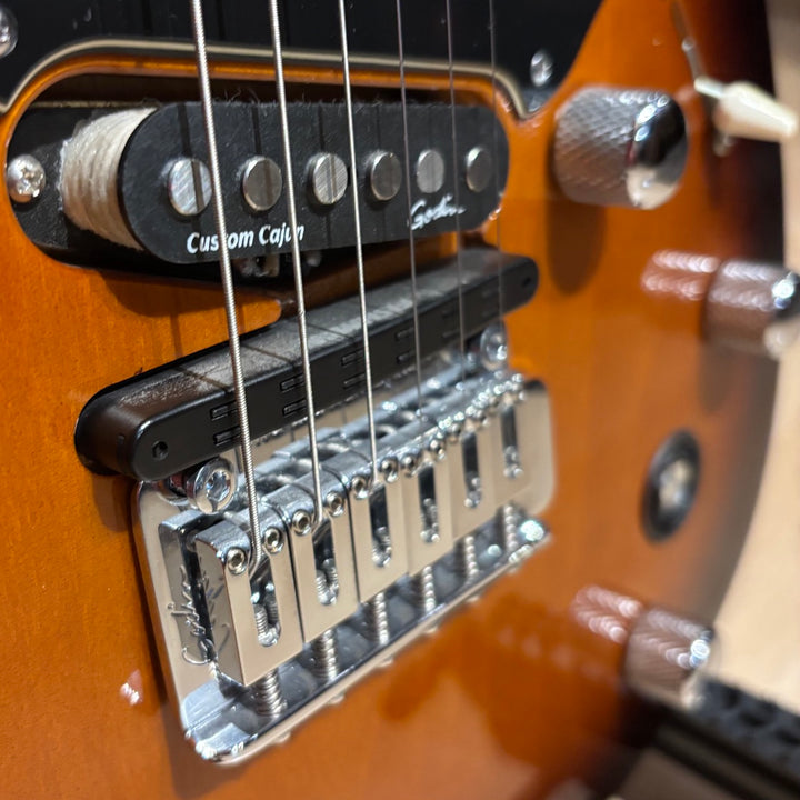 Godin - Session Custom Triple Play w/ DLX Godin Gig Bag (2TSB - MINT - 2013) - USED