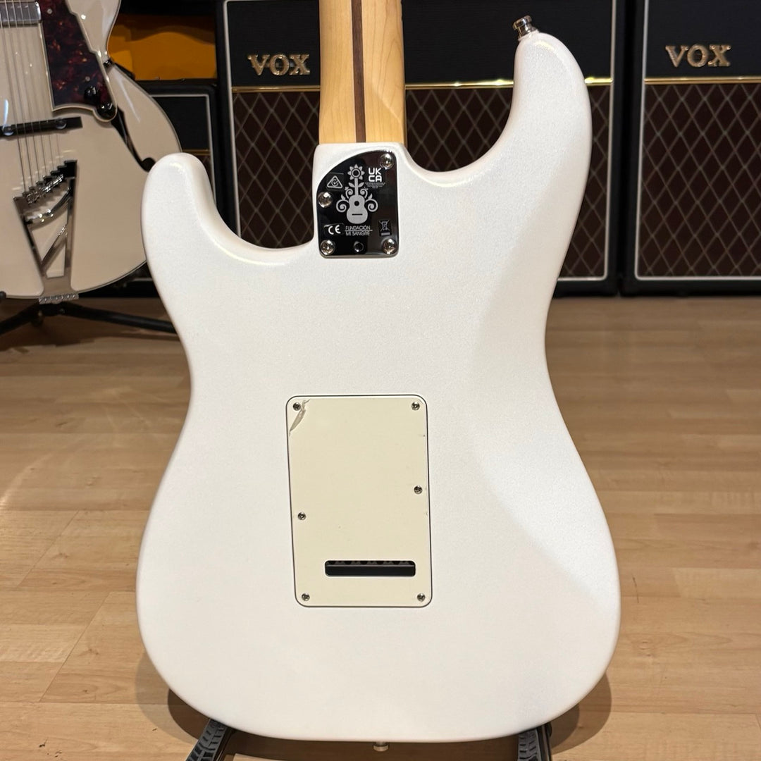 Fender Juanes Stratocaster (Luna White) Electric Guitar