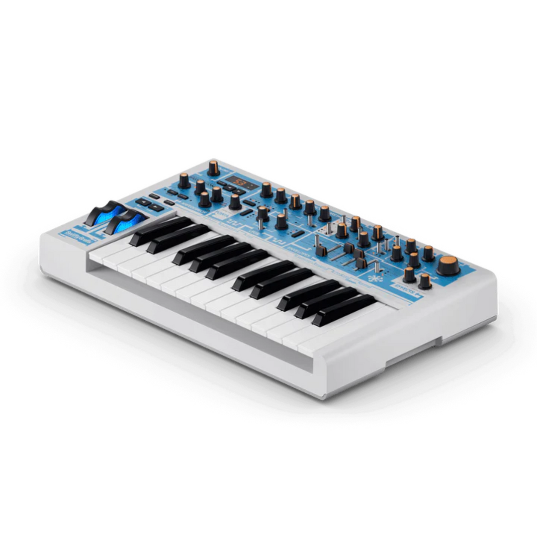Novation BassStation-II-Swifty 25-Key Analog Bass Monosynth - Swifty Edition