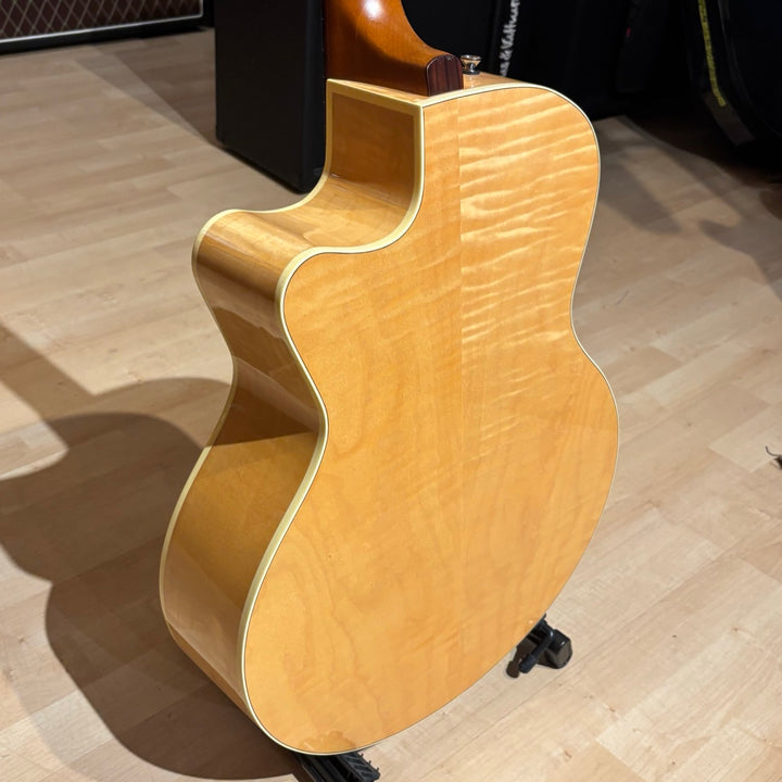 Seagull - Performer CW-0MJ-QI Flame Maple Cutaway AC - Electric w/ TRIC Bag  - USED