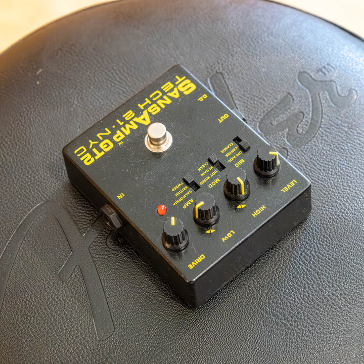 Tech 21 - Sans Amp GT2 Tube Amp Emulator Pedal w/ Tin Box  - Used