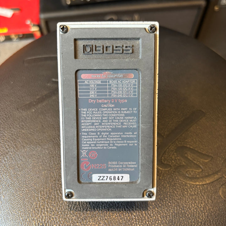 Boss - ST2 Power Stack Distortion w/ Box & User Guide (2010) - USED