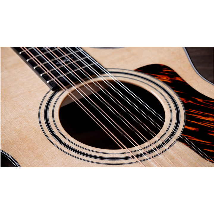 Taylor 352ce 12-String Sitka/Sapele Acoustic-Electric Guitar w/ Hardshell Case
