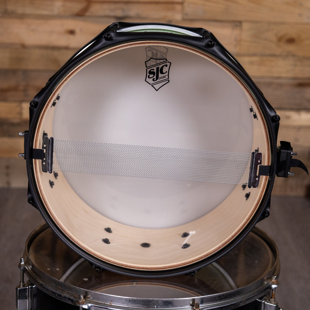 SJC Drums PFS6514FBCMWBJ Pathfinder Snare Drum 6.5x14 - Cosmic Mint, Black HW