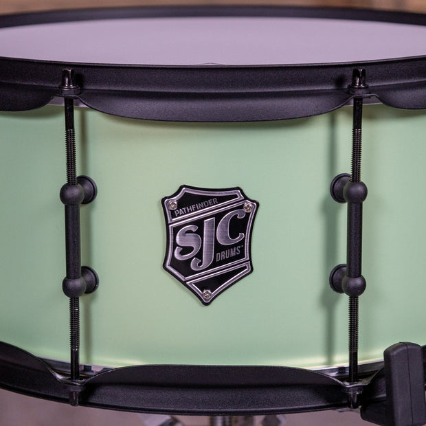SJC Drums PFS6514FBCMWBJ Pathfinder Snare Drum 6.5x14 - Cosmic Mint, Black HW