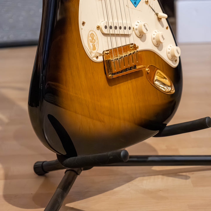 Fender - 50th Anniversary Strat DLX  Electric Guitar w/Original Tweed HD Case & Candy (MINT-2004) - USED