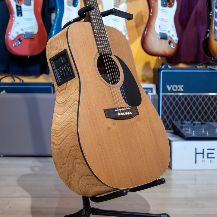 Simon & Patrick - 6 Cedar Dreadnaught Acoustic - Electric  w/ Hard Shell Case - (1995) - USED