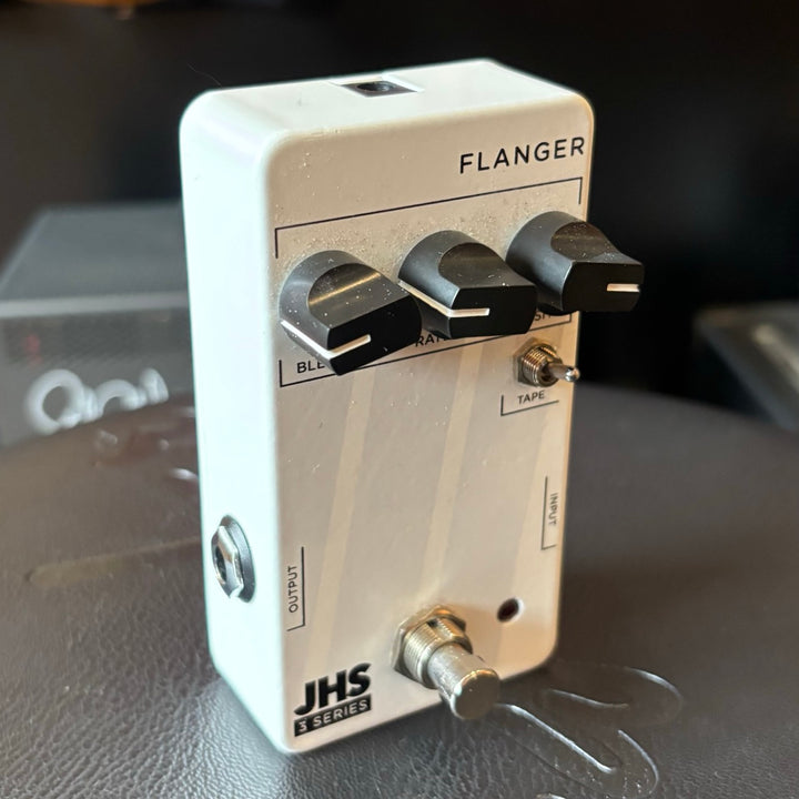 JHS -  3 Series Flanger Pedal ( White - No Box) - USED