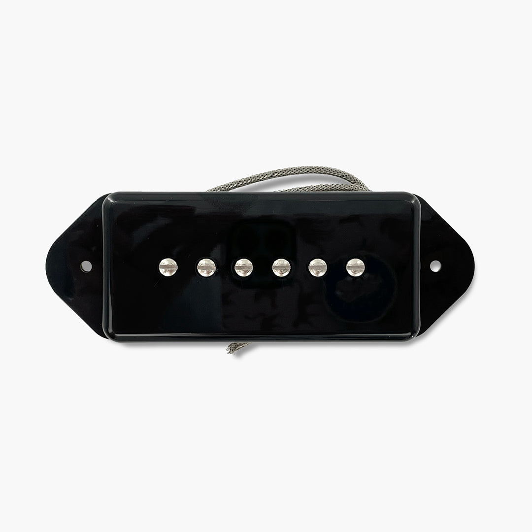 Allparts RZR-10079 Razor® Mangetsu Full Moon Pickup - Dog Ear P90 Replacement  - Black