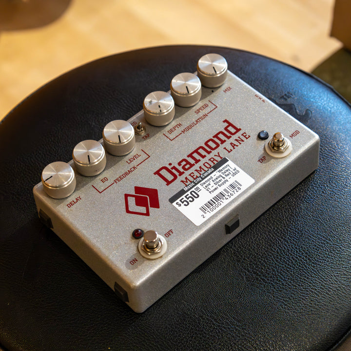 Diamond - Memory Lane Analog Delay ( V1 - Silver & Red ) w/ Power Supply - USED