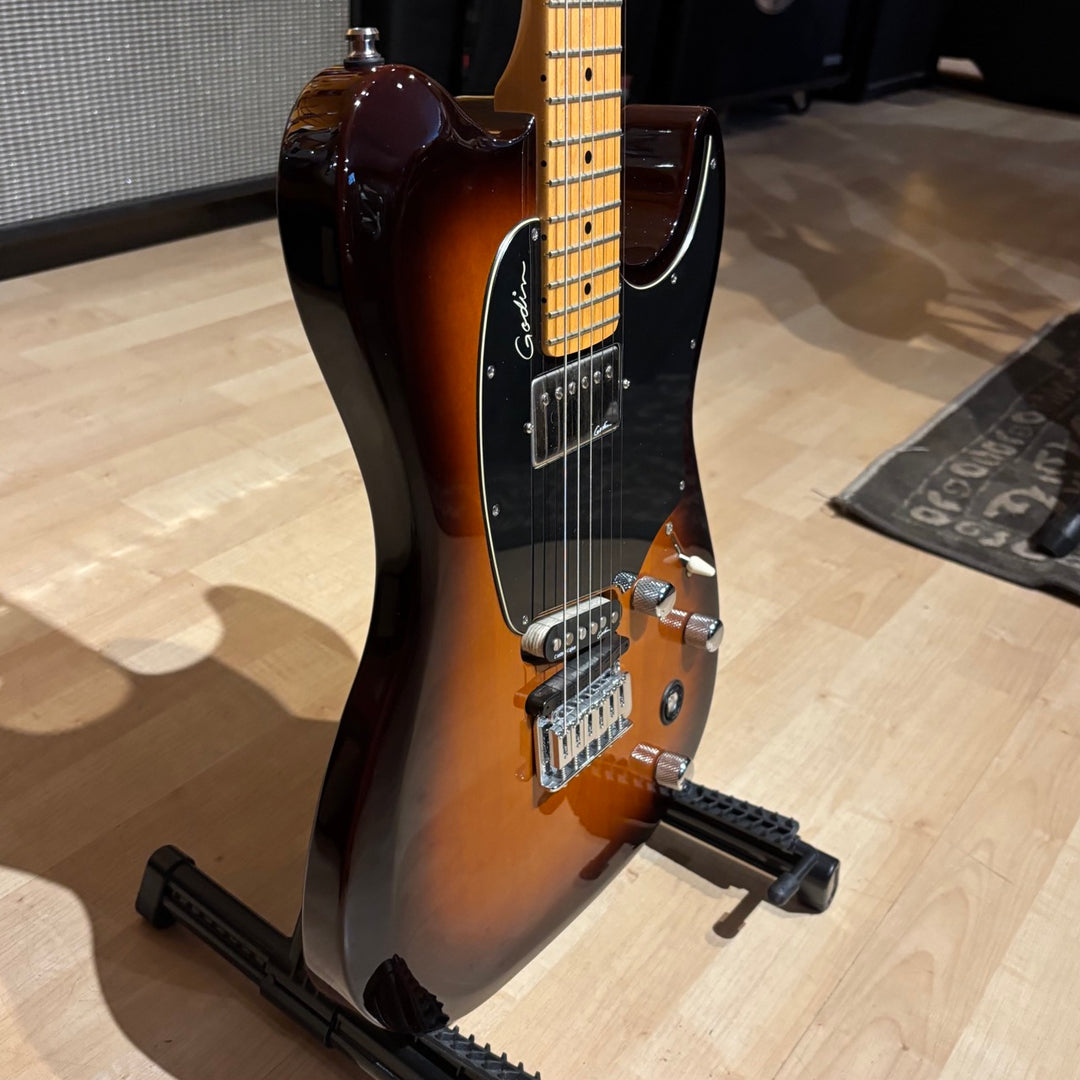 Godin - Session Custom Triple Play w/ DLX Godin Gig Bag (2TSB - MINT - 2013) - USED