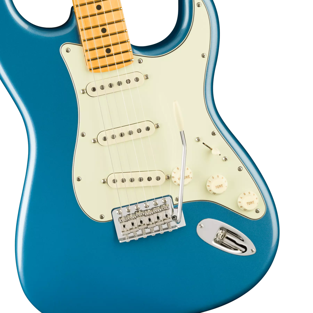 Fender American Professional Classic Stratocaster® -  Maple Fingerboard -  Faded Lake Placid Blue