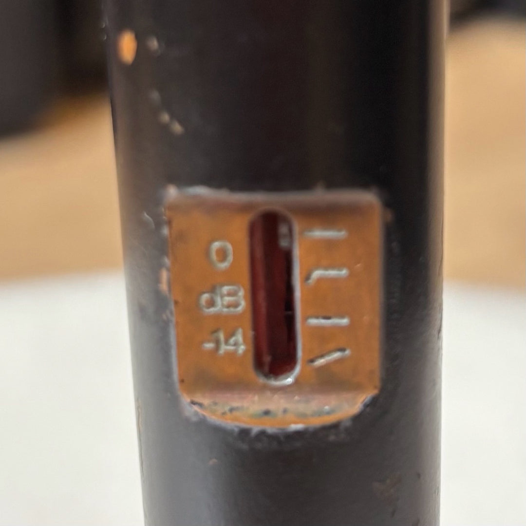 AKG- C535EB Handheld Carioid Condenser Microphone (Black) - USED