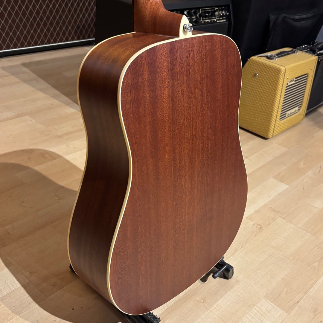 Alvarez - RD26 regent 26 Satin Solid Top Starter Pack w/ Bag, Strap, Picks, Cloth & Tuner  (2021) - USED