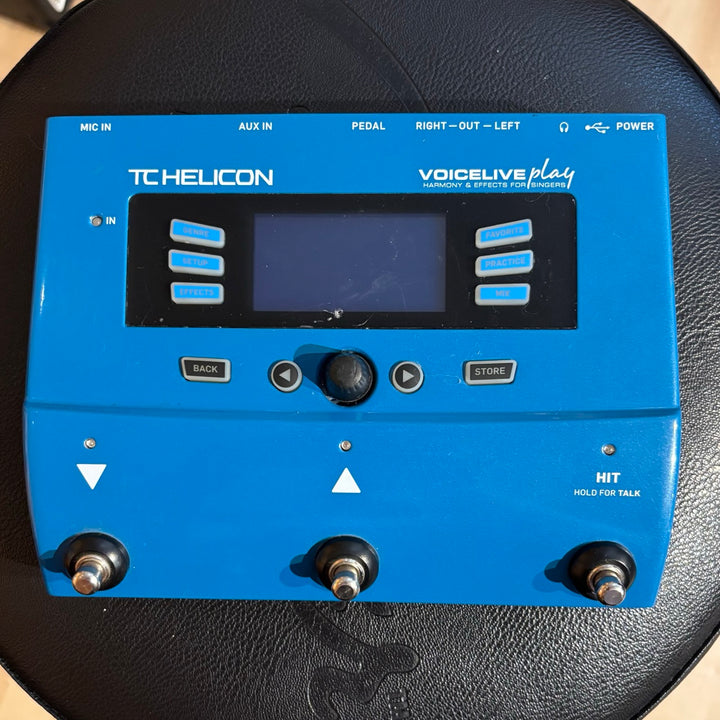 TC Helicon - Voicelive Play - Looping 3 Button Vocal FX Unit w/ PWR Supply, Box & User Guide - USED