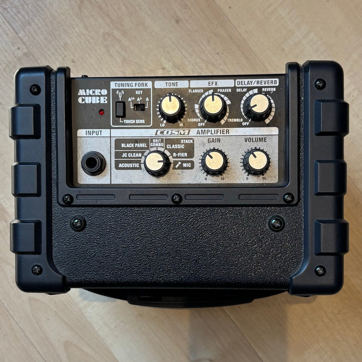 Boss - Micro Cube 3 Watt GTR Amp w/ Onboard FX , Carry Strap & PWR Supply (2004) - USED