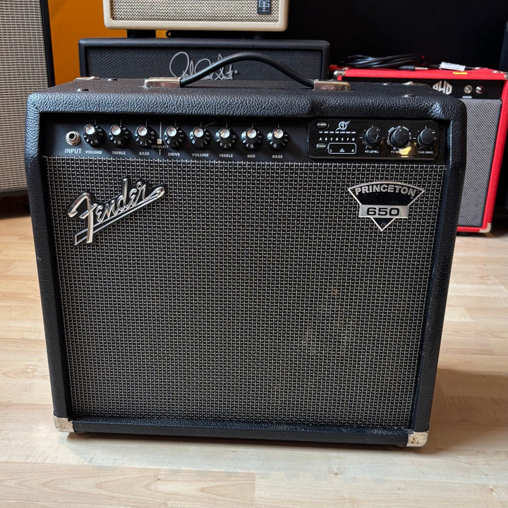 Fender - Princeton 650 1x12 / 65 Watt Solid State Combo w/ On board FX (2004) - USED