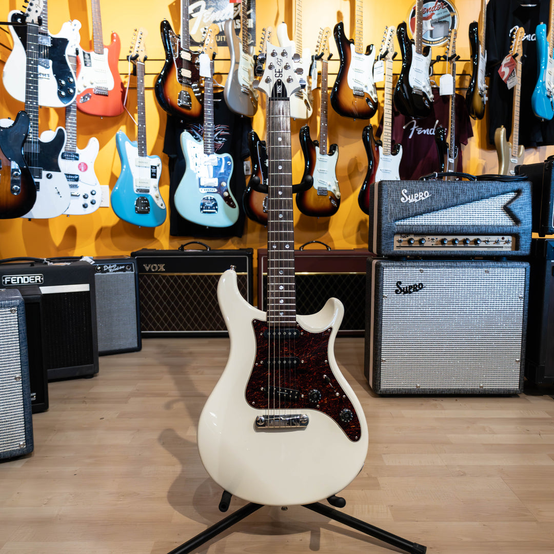 PRS SE - EG-HSS Polar White  (Duncan Bridge P-up )  w/ Tear Drop HD Case  - ( 2003 ) - USED