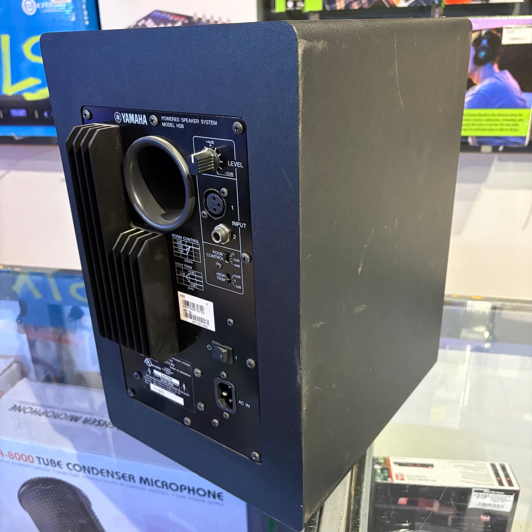 Yamaha HS8 Powered 8" Studio Monitor - Black (Demo)