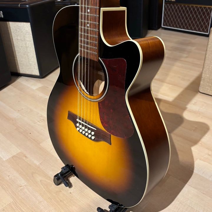 Seagull - S12-CH-CW Concert Hall Cutaway 12 String Sunburst w/ Tric HD Bag - 2004 - Used