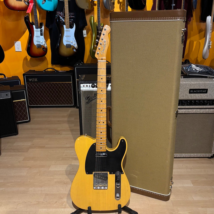 Fender - AVRI '52 Reissue Telecaster (Butterscotch) w/ DLX G&G Tweed Case & Candy (2011) - USED