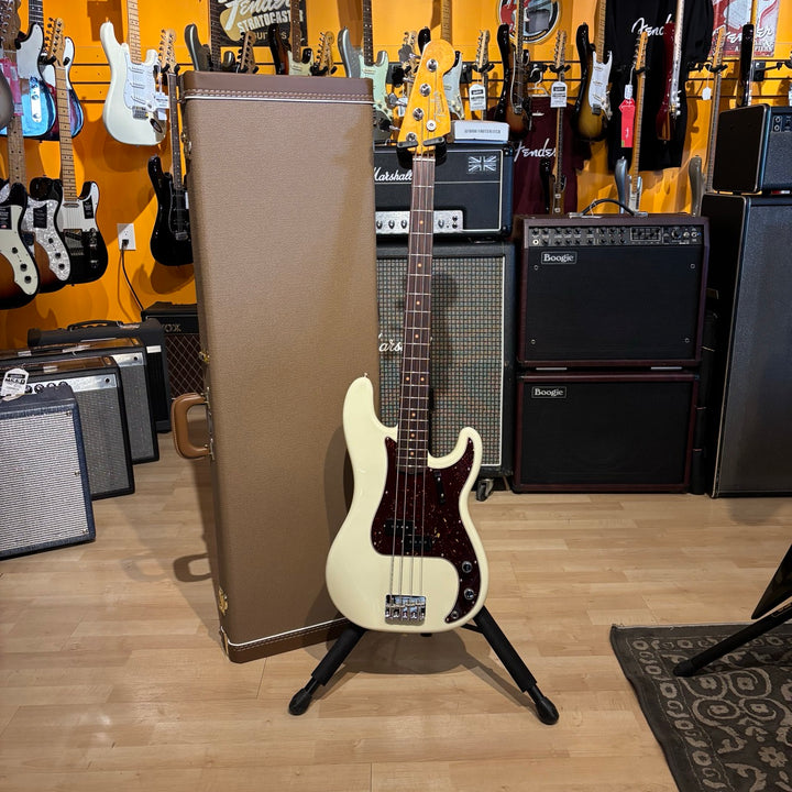 Fender American Vintage - II 1960 Precision Bass® Rosewood Fingerboard -  Olympic White  Electric Bass Guitar (Demo)