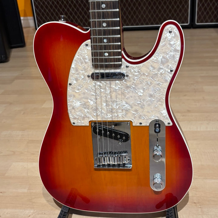 Fender - American DLX Telecaster w/ OHSC & Case Candy ( Sienna Burst - MINT - 2012) - USED