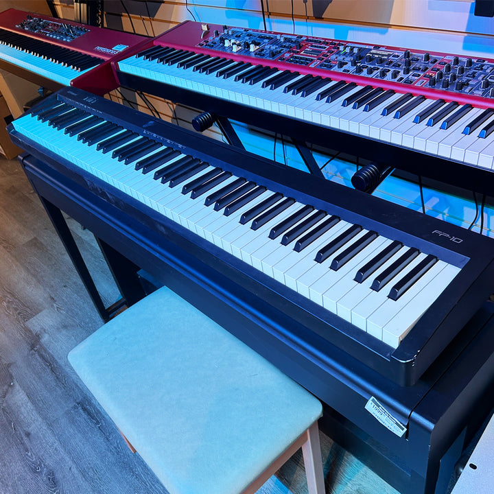 Roland FP-10 88-Key Weighted Hammer Action Digital Piano Black (Used)