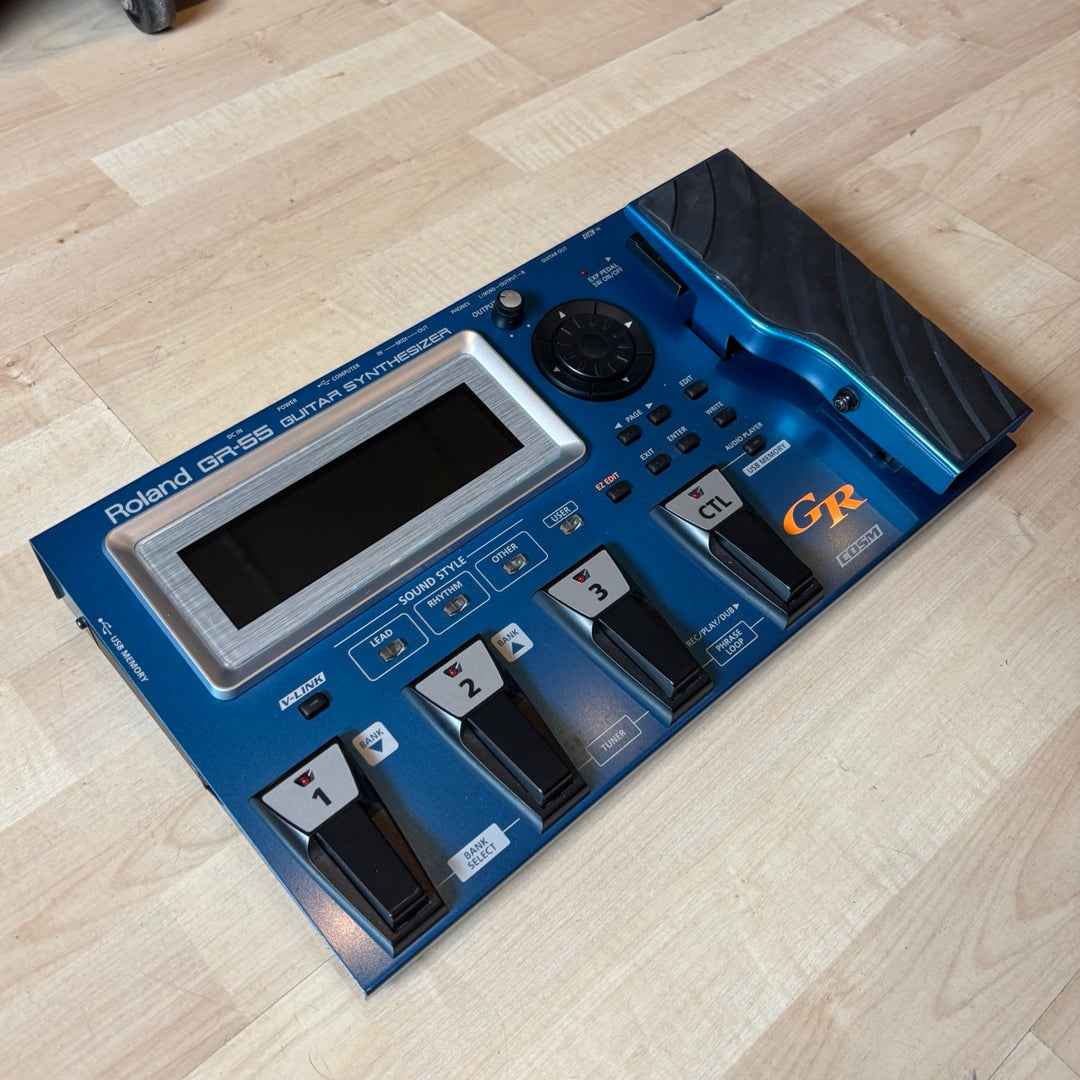 Roland Package - GR55GK Guitar Synthesizer  w/ Roland PSB-1U PWR Sup + Roland GK-3 Synth Pickup  (2011) - USED