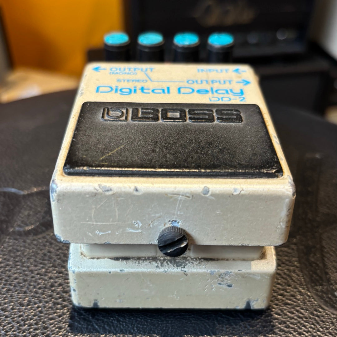 VINTAGE Boss DD-2 Digital Delay (V1 - Blue Label - MIJ 1984) - USED