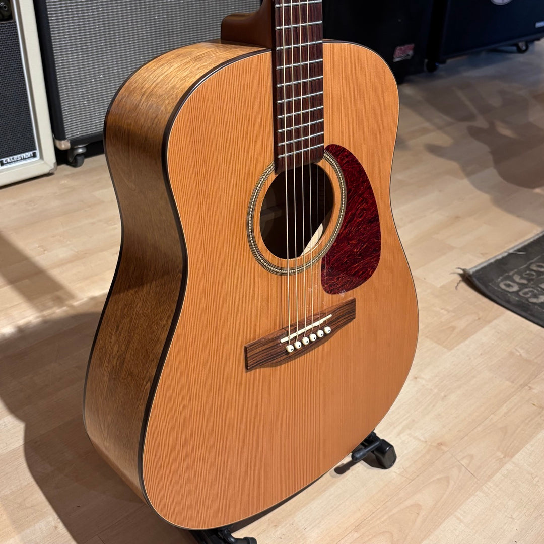 Seagull - S6 Original Cedar w/ TRIC Weatherproof Foam Case (Natural) - USED