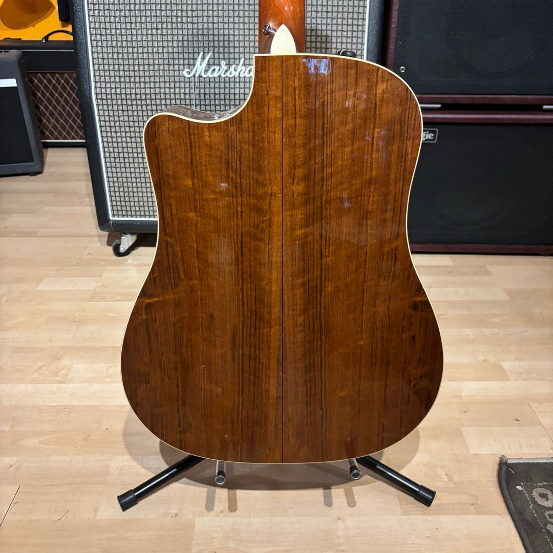 Taylor - 410-CE-L1 Natural  w/ Expression One Pickup & OHSC (2003) - USED