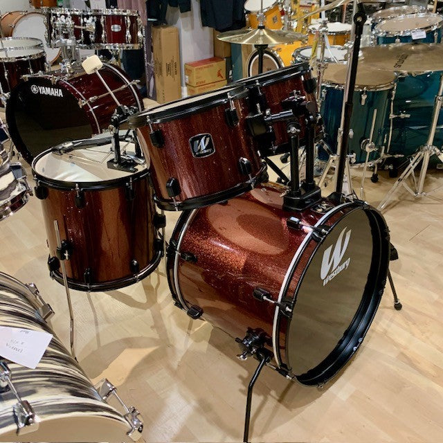 Westbury W465TC-RRS 400 Series 5-Piece Studio Acoustic Drum Kit with 20" Bass Drum & Throne - Ruby Red Sparkle